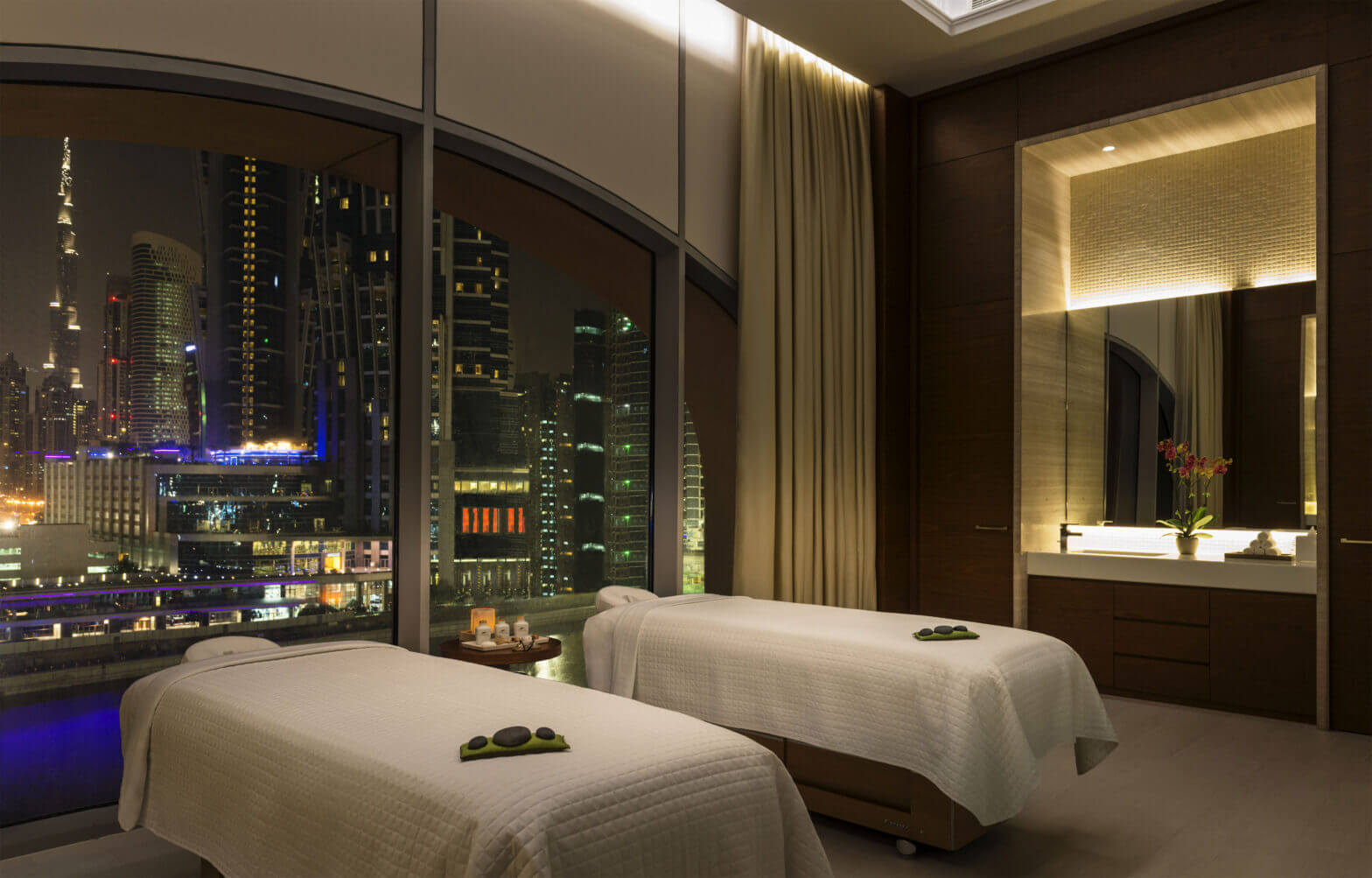 The Benefits of having a Multiroom in a Spa
